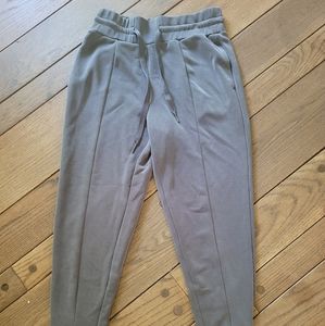 Joy lab small gray joggers